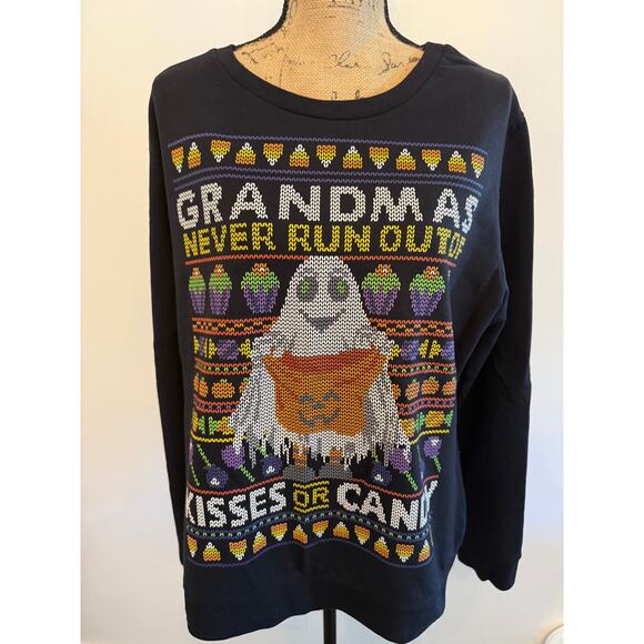 Grandma Never Runs Out of Kisses or Candy Sweater Size XL - Picture 1 of 3
